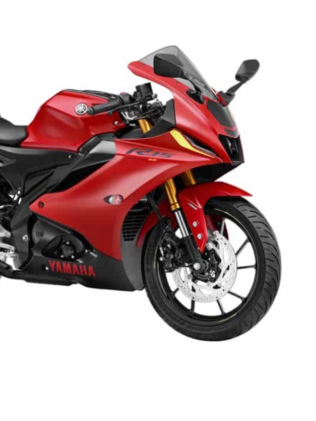 नई Yamaha R15 V4 स्पोर्ट्स बाइक ₹3,844 की  EMI पर